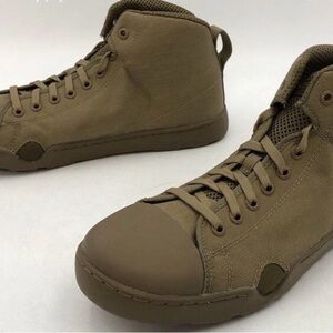Altama Maritime Mid Coyote Brown Tactical Assault Boots DS Size 10.5. new